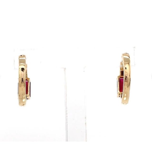 0.71 Ct Natural ruby earring in 14k gold For Sale - Image 9 of 18