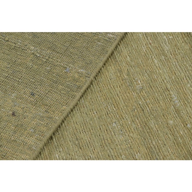 Green Contemporary Textural Sari Silk Square Rug in Sage Green by Rug & Kilim, India For Sale - Image 8 of 10