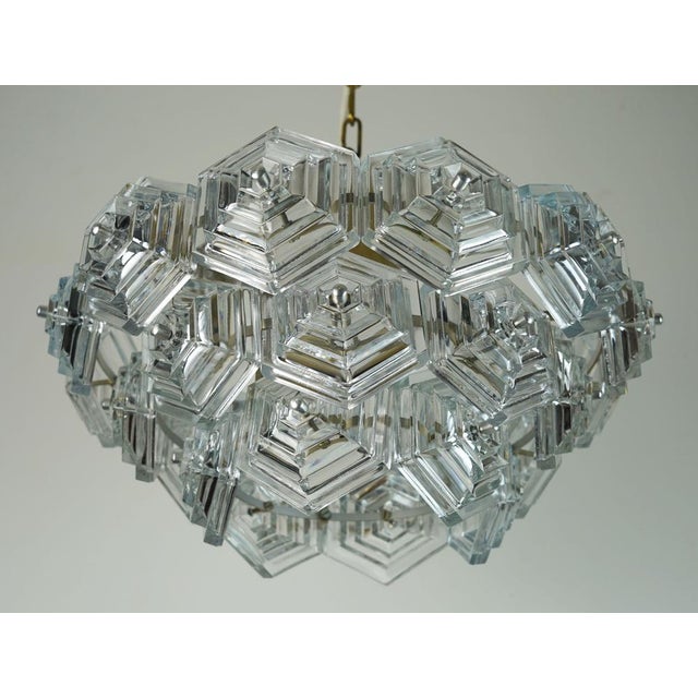 1960s Mid-Century Modern Pendant Light with 27 Hexagonal Glass Panels, 1960s For Sale - Image 5 of 13