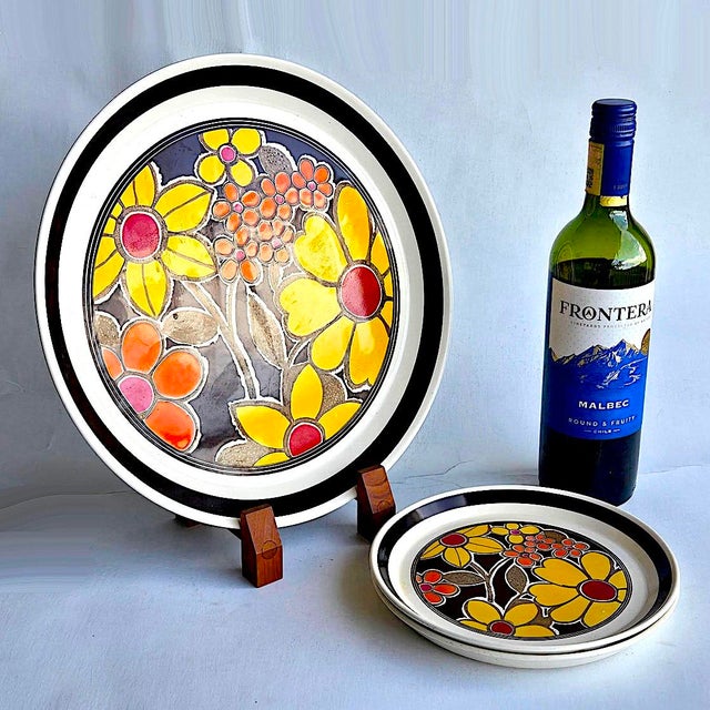 1970s Mikasa StudioKraft Plates in Esperanza 7919 Pattern, 3 Pieces For Sale - Image 9 of 13