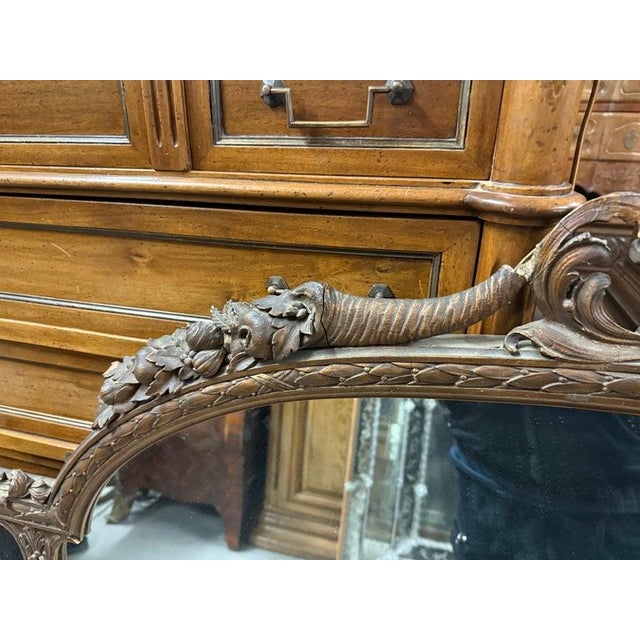 1920s Raised Chinoiserie Gilded and Natural Walnut Louis XV Mantel Buffet Mirror For Sale - Image 5 of 7