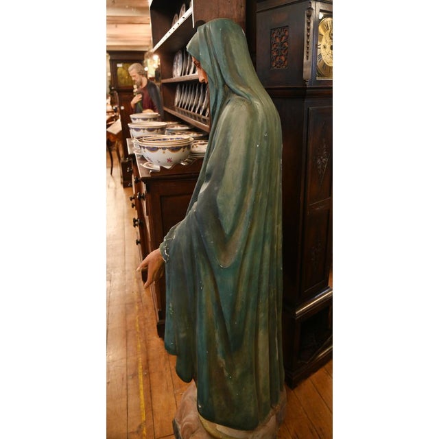 Lifesize Italian Mary and Joseph & Jesus Statues, 1920s, Plaster, Set of 2 For Sale - Image 4 of 18