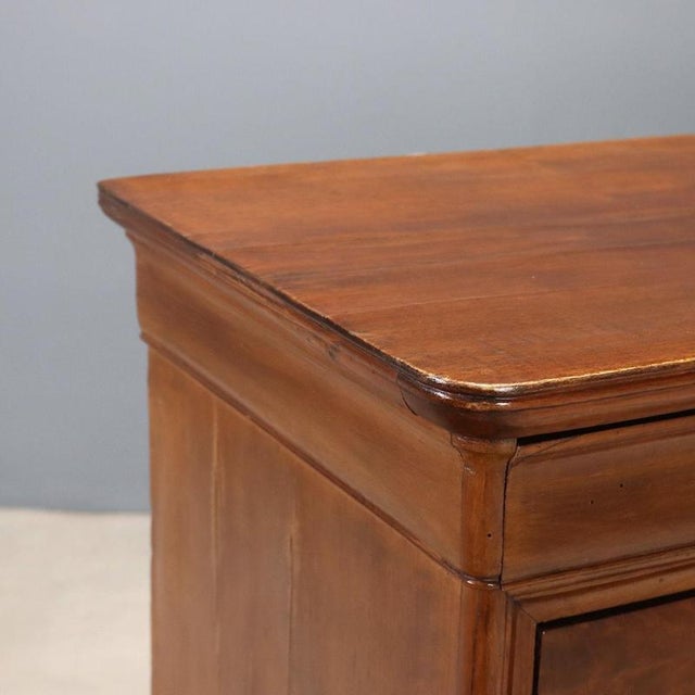 Antique Italian Walnut Chest of Drawers, 1800s For Sale - Image 4 of 11