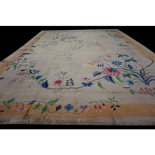 1920s Beige Floral Antique Chinese Art Deco Rectangle Large 1920s Hand Knotted Rug For Sale - Image 5 of 12
