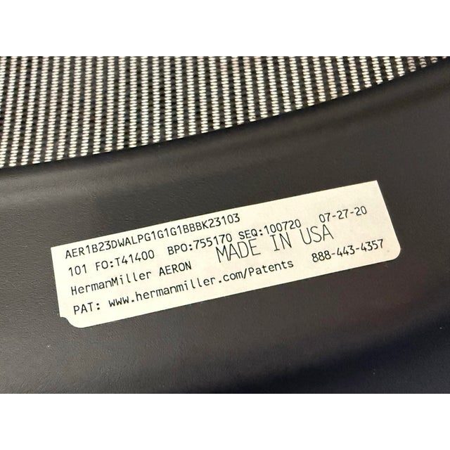 Herman Miller Aeron Office Chair, Size B For Sale - Image 12 of 12