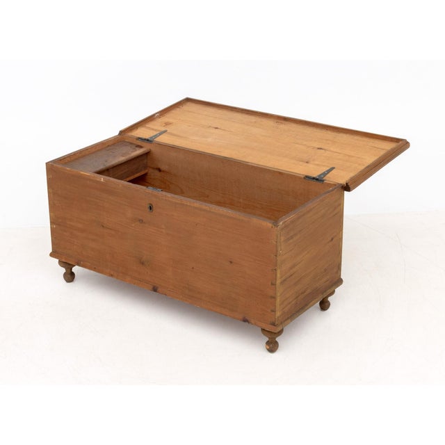 American Pine Blanket Chest For Sale - Image 4 of 8
