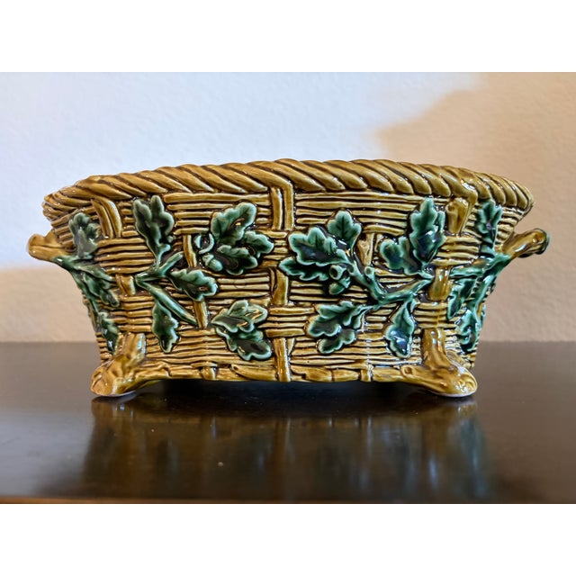 1910s Minton Style Majolica Game Pie Tureen Manufactured in Lisbon For Sale - Image 11 of 15