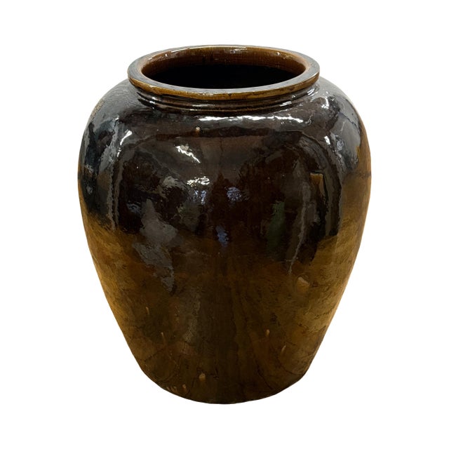 An enormous monumental Chinese utilitarian pottery/earthenware wine jar (酒坛) dating from the mid-20th century (circa...