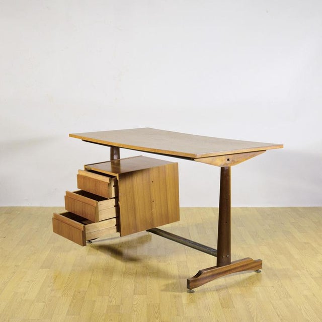 This refined vintage desk embodies the essence of 1970s nordic design, a period celebrated for its functionality and the...