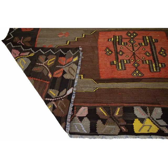 Mid 20th Century Vintage Turkish Kilim Rug For Sale - Image 5 of 7