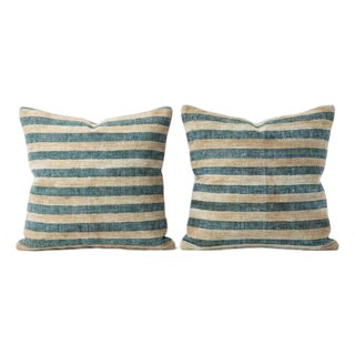 Tribal Wool Rug Pillow Cover 20'' X 20'' - Set of Two For Sale