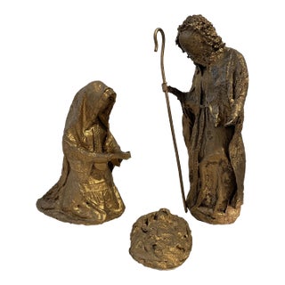Vintage Hand Made Nativity Set of 3 For Sale