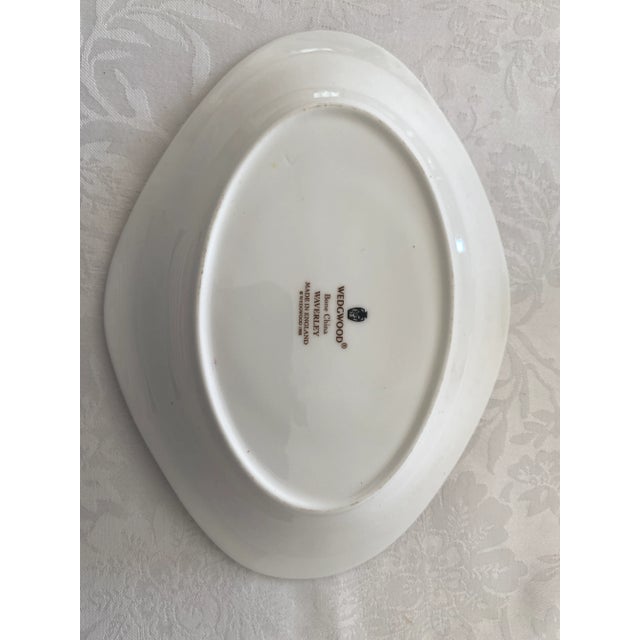 Wedgwood Waverley Bone China Gravy Boat and Under-Plate Mint Condition For Sale - Image 10 of 12