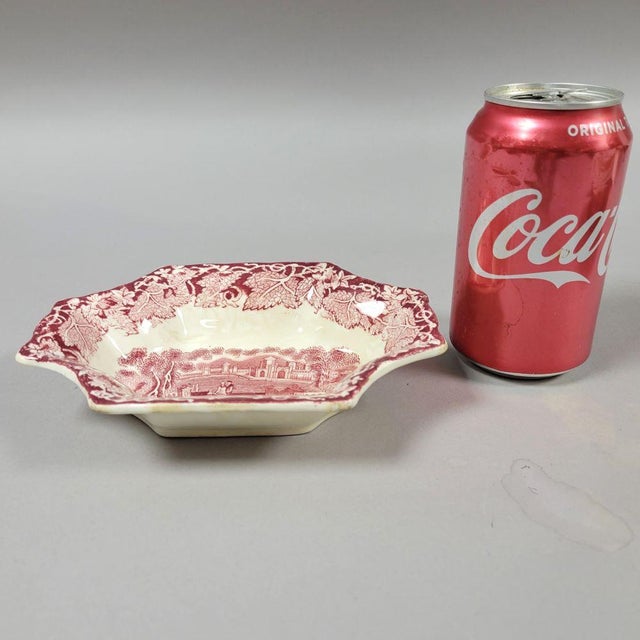 A 7 inch English ironstone dish by Mason. Known as a sweet dish, it would also make a lovely soap dish or little trinket...