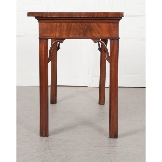 Chippendale Dutch 18th Century Mahogany and Walnut Console-Serving Table For Sale - Image 3 of 13