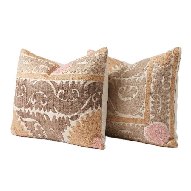 Mid-Century Modern Brown Faded Suzani Bedding Pillow Cover 22'' X 26'' - Set of Two For Sale - Image 3 of 4