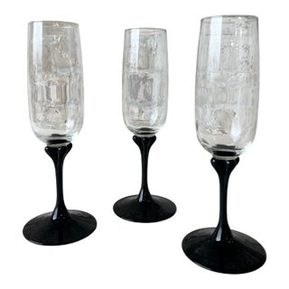 Vintage Luminarc France Champagne Flute Glasses - Set of 3 For Sale