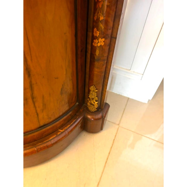 Antique Victorian Burr Walnut Sideboard Cabinet with Floral Marquetry Credenza, 1850 For Sale - Image 10 of 18