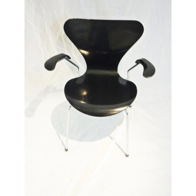 Wood Model 3207 Armchair by Arne Jacobsen for Fritz Hansen, 1967 For Sale - Image 7 of 7