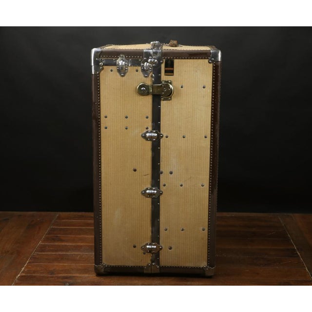 Wardrobe Trunk from Oshkosh, 1920s For Sale - Image 8 of 9
