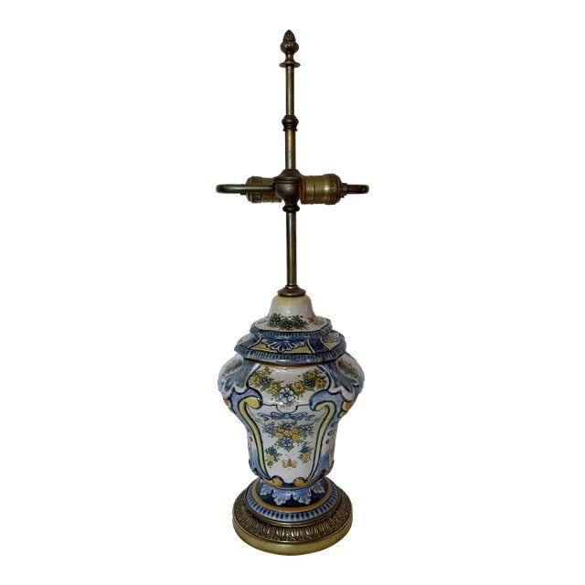 Vintage 1960s Italian Majolica Urn Table Lamp With Hand-Painted Butterflies & Florals For Sale