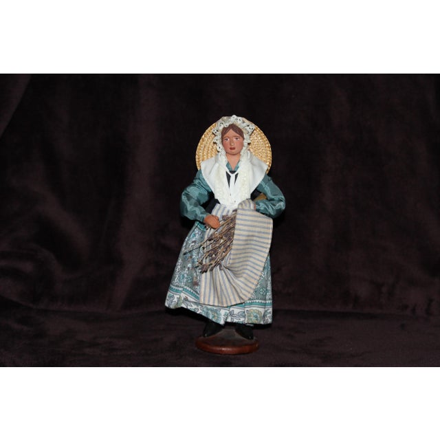 Provence Santons Women Figurines, 1990s, Set of 3 For Sale - Image 3 of 18