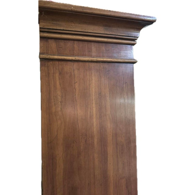 Vintage Thomasville French Provincial Display and Buffet Cabinet For Sale - Image 10 of 12