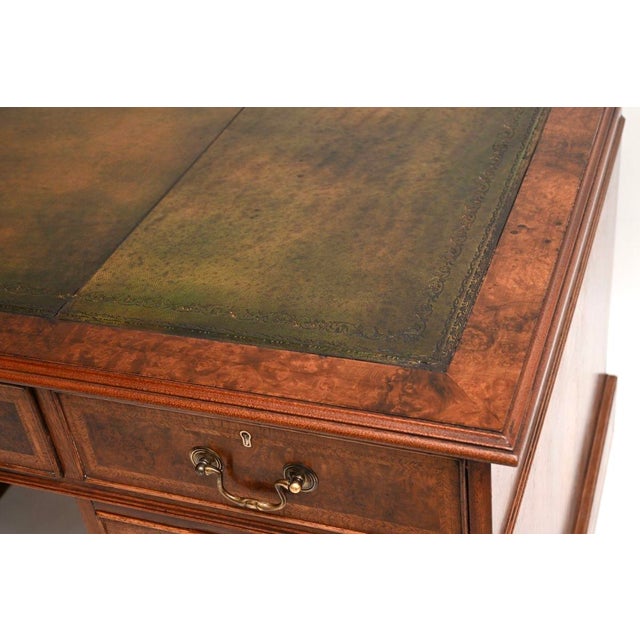Brown Vintage Pedestal Desk in Burr Walnut with Leather Top, 1950 For Sale - Image 8 of 11