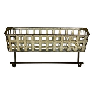 1970s Vintage Farmhouse Boho Chic Rustic Tin Wall-Mounted Basket Shelf With Towel Bar For Sale