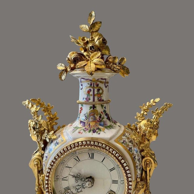 Marie Antoinette V&A Porcelain and Ormolu Mantel Clock, 1960s For Sale - Image 15 of 17