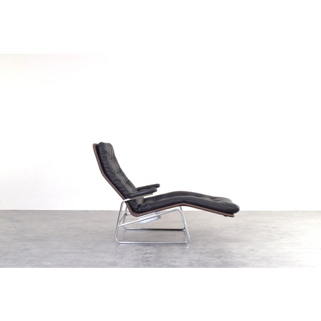 Mid-Century Modern Bauhaus Model Fenix Chaise Lounge in Leather and Chrome by Sam Larsson for Dux, 1960s For Sale - Image 3 of 17