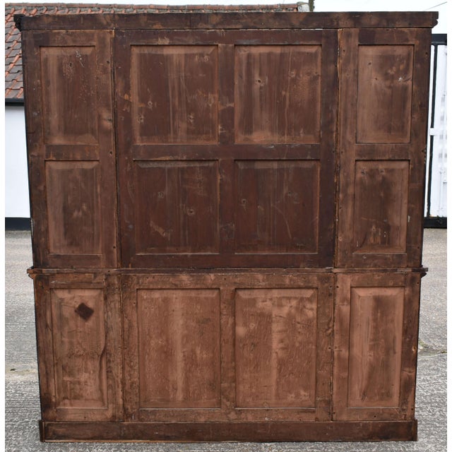 Antique George III Breakfront Bookcase in Mahogany For Sale - Image 17 of 18