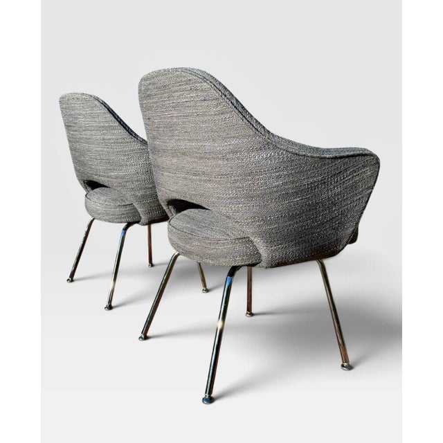 2020s Pair of Knoll Saarinen Executive Armchairs in Rivington Ash Grey, Chrome Legs (2019) For Sale - Image 5 of 12