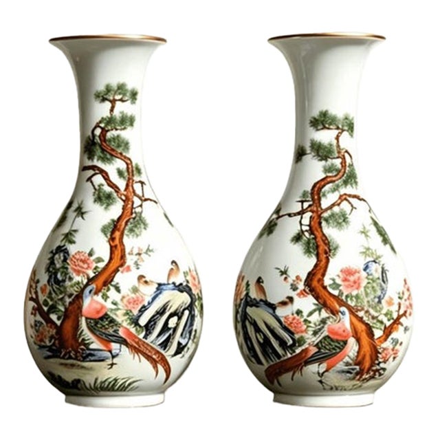 A Pair of Chinese Ceramic Vase,Yongzheng Marked Enameled Porcelain Yuhuchun Vase Hand Painted Flowers and Birds Pattern For Sale