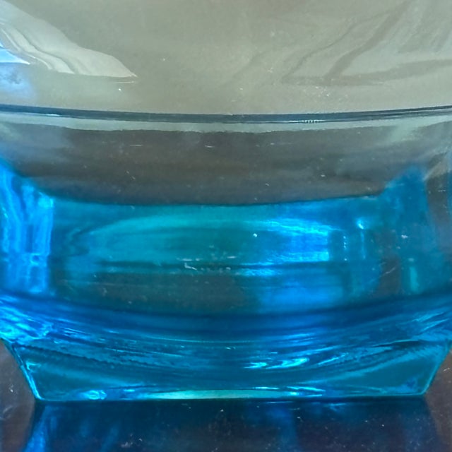 Glass 1960s Hazel Atlas Capri Blue Bowl For Sale - Image 7 of 7