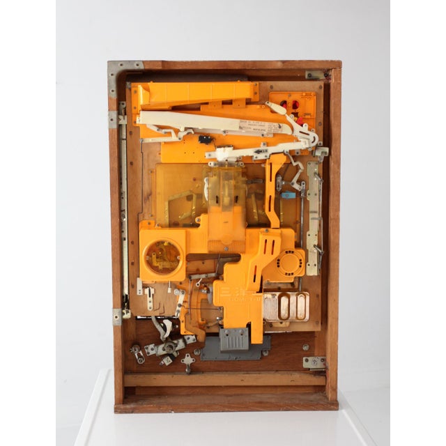Orange 1970s Sanyo Comet II Japanese Pachinko Machine For Sale - Image 8 of 18