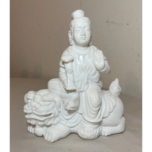 This exquisite sculpture statue is a stunning example of Chinese artistry. Sculpted by hand from high-quality white...