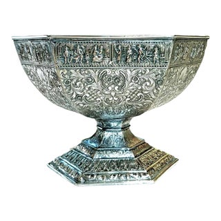 Antique E G Webster & Son Silverplate Dutch Revival Repousse Centerpiece Bowl For Sale