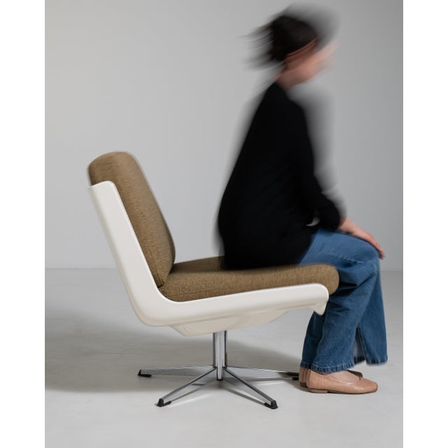 Variopur Space Age Upholstered Swivel Chair, Antique, Germany, Circa 1970 For Sale - Image 9 of 13