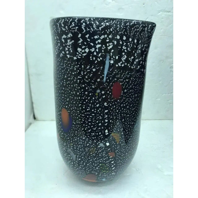 Black 1980s Italian Vintage Multicolored Murano Glass Vase For Sale - Image 8 of 9