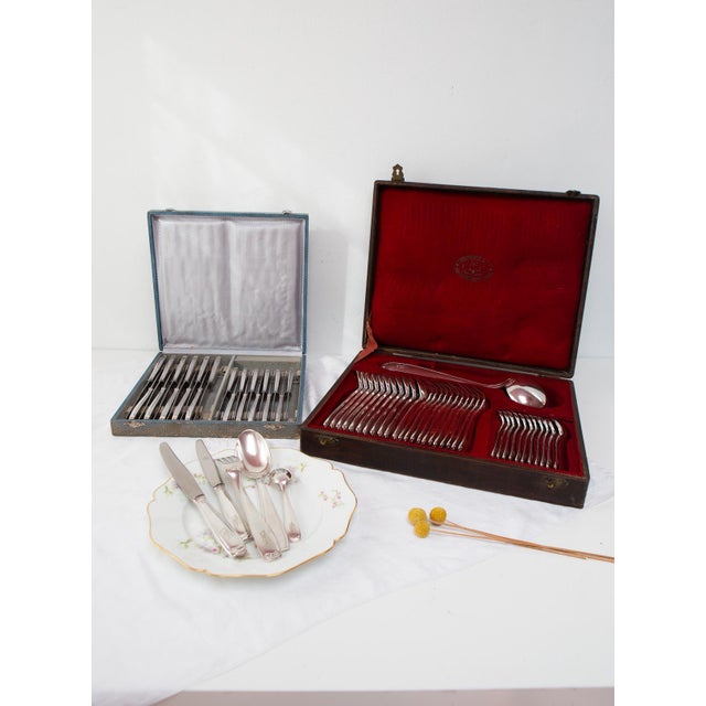 Silver Antique French Cutlery Set for 12 with A.R. Initials by François Frionnet, 1940s, Set of 61 For Sale - Image 8 of 15