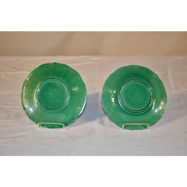 Green Pair of 19th Century English Majolica Plates For Sale - Image 8 of 13