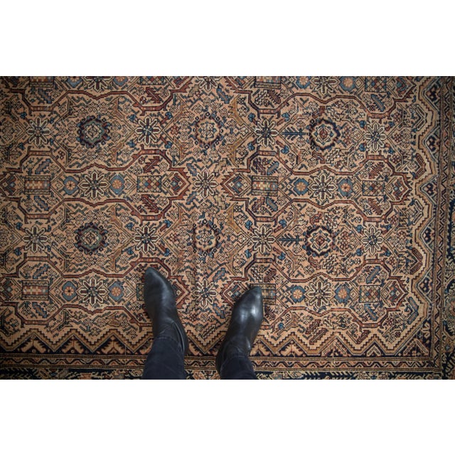 :: Allover covered field in floral blossoms and germinating plants inside elongated serrated cartouche panels. Awesome...