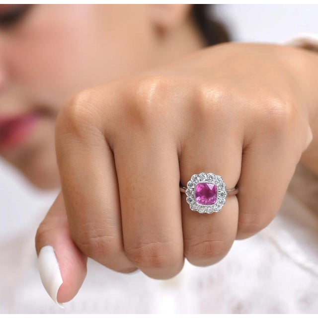 Gemstone Natural 2.29 cts pink sapphire & 0.81 cts diamond ring in 18k gold For Sale - Image 7 of 18