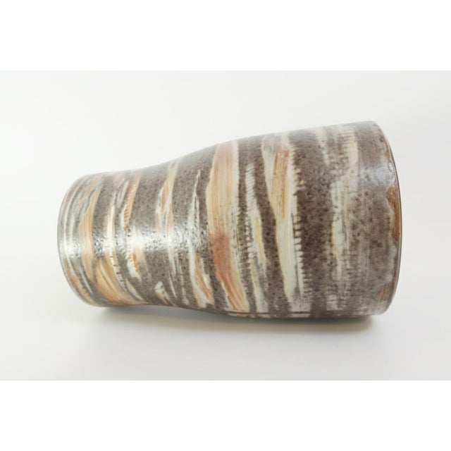 Black Mid-Century Modern Vase by Mari Simmulson for Upsala-Ekeby, 1960s For Sale - Image 8 of 16