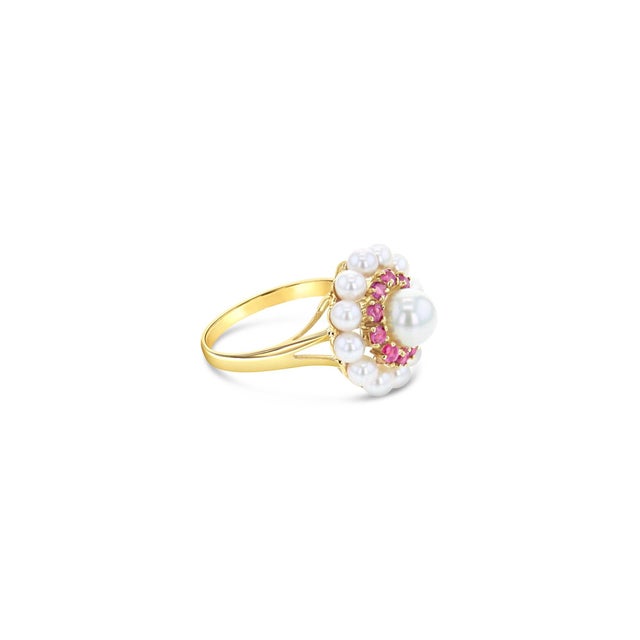 Contemporary Double Halo Pearl & Ruby Ring 7MM Pearl 14k Yellow Gold, Size 3 For Sale - Image 3 of 5