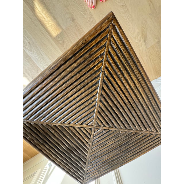 Mid-Century Modern Vintage Dark-Stained Pencil-Reed Rattan Pedestal / Plant Stand / Drink Table For Sale - Image 3 of 9