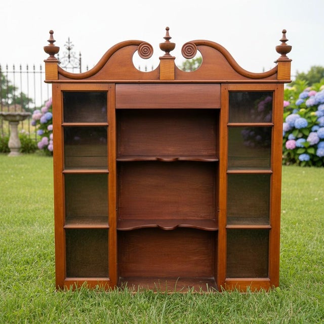 Early 20th century Jacobean Revival hutch top, American-made circa 1920s, conveying the romantic influence of 17th century...