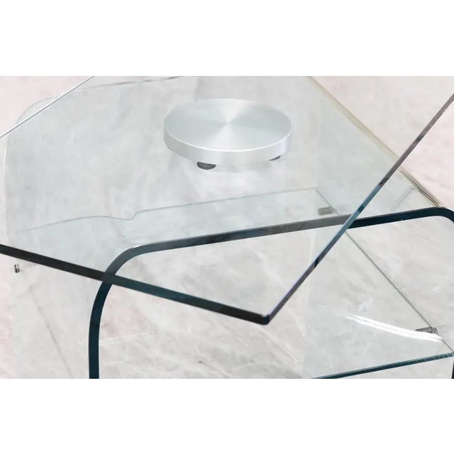 Italian Mobile Table in Crystal from Fiam, 1983 For Sale - Image 3 of 10