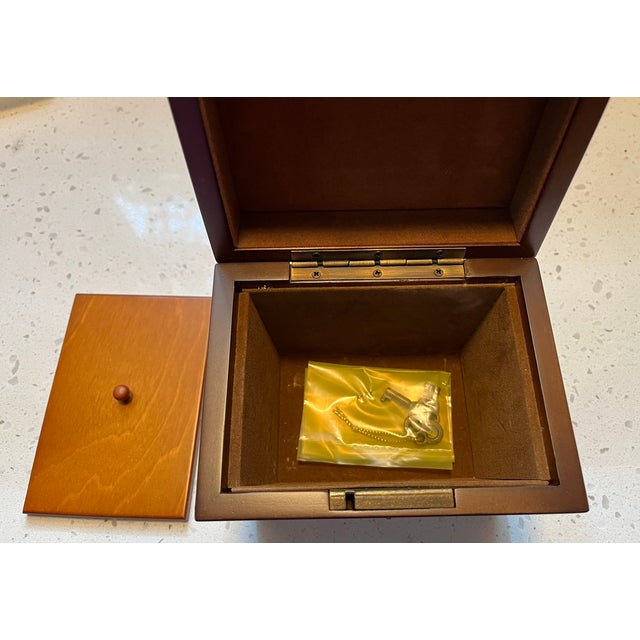 1980s Set of 2 Wooden Tea Caddies, Georgian Sarcophagus Form For Sale In Richmond - Image 6 of 15
